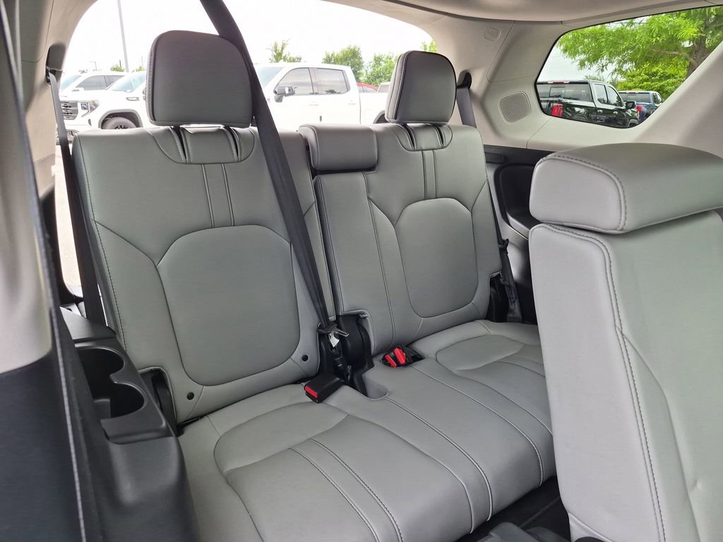 Used 2024 Honda Pilot Elite image 36