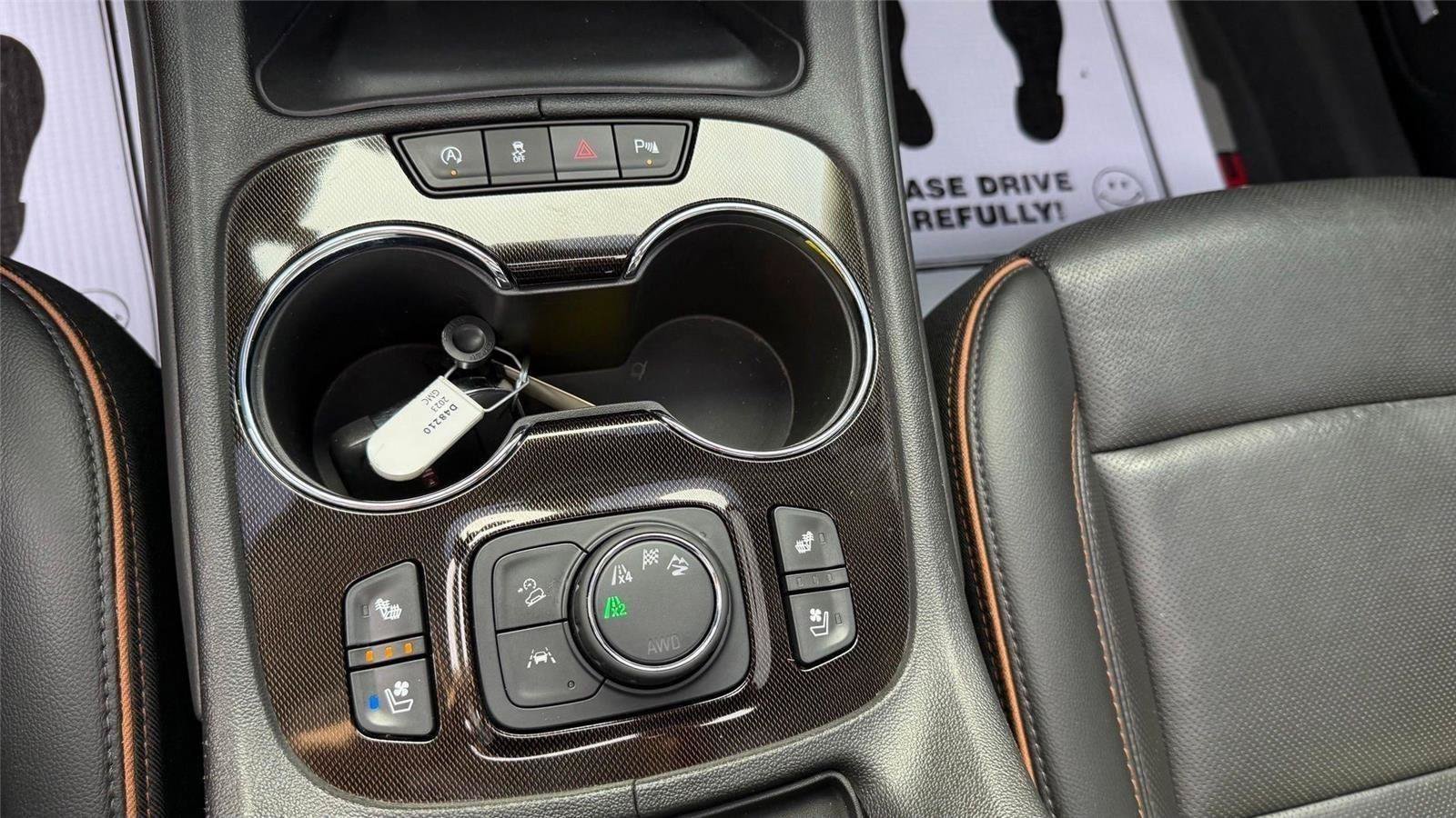 Used 2023 GMC Acadia AT4 w/ Technology Package AWD/4WD image 37