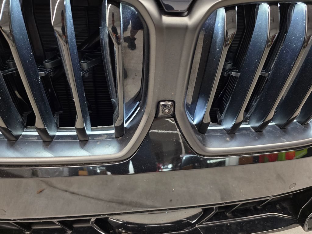 Used 2026 BMW X6 xDrive40i AWD/4WD image 9