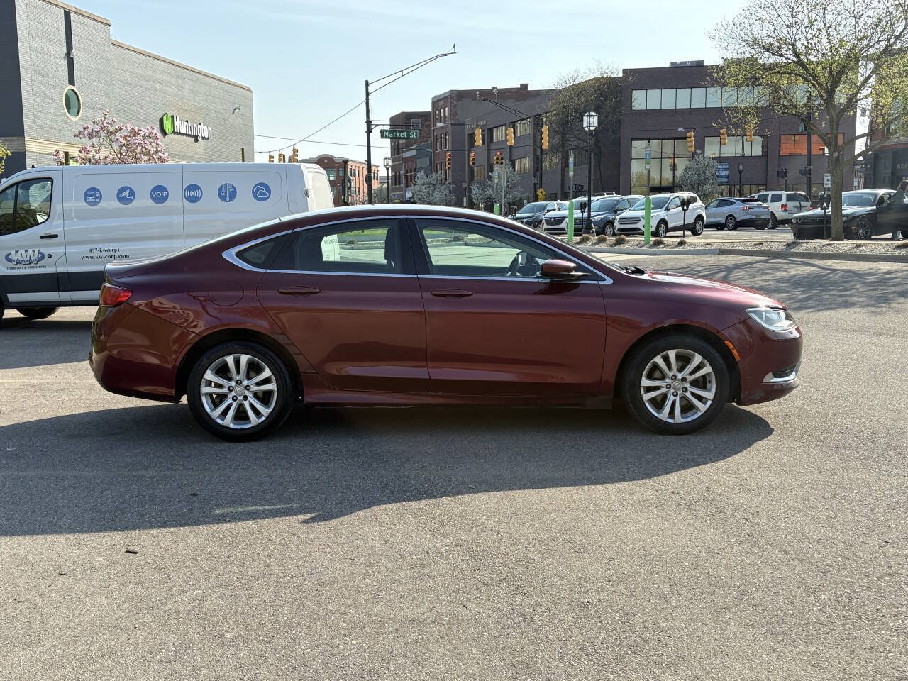 Used 2015 Chrysler 200 Limited FWD image 7