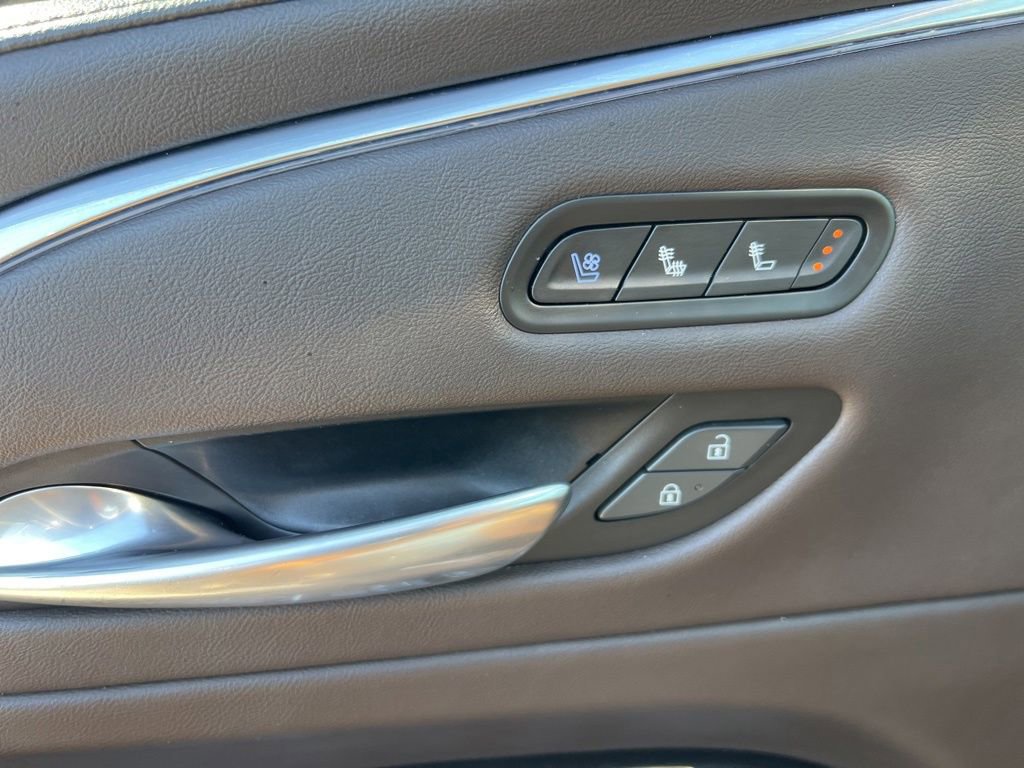 Used 2022 Cadillac Escalade Premium Luxury RWD image 77