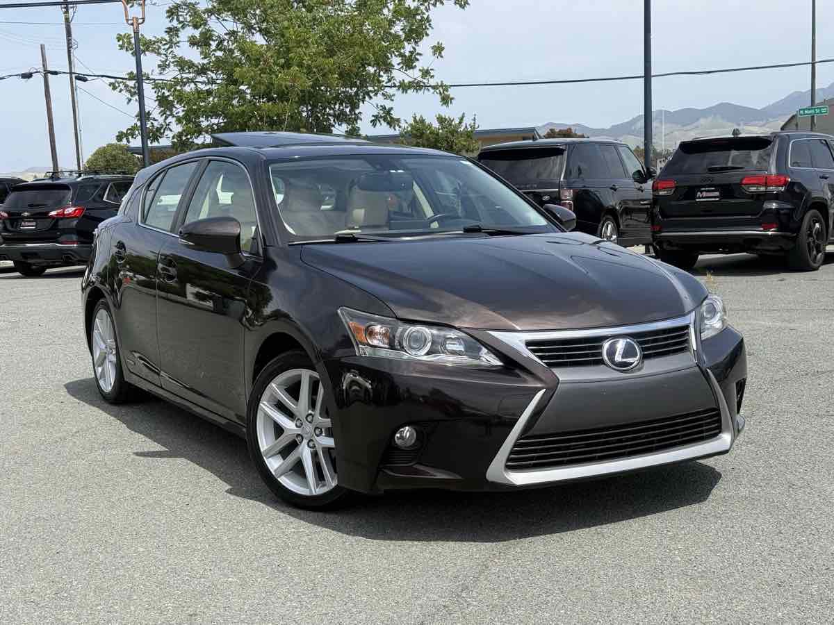 Used 2014 Lexus CT 200h FWD video 1
