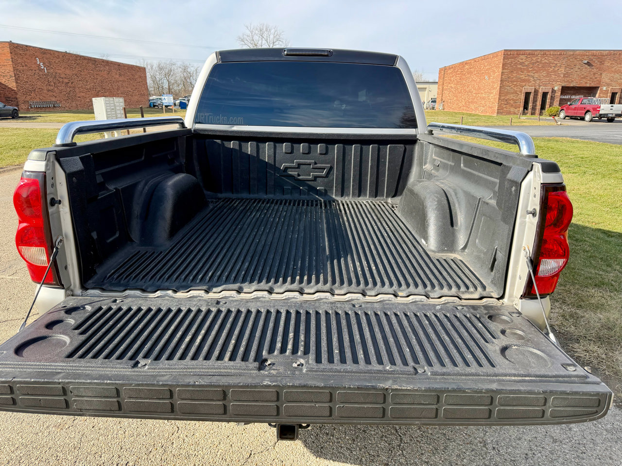 Used 2007 Chevrolet Silverado 1500 LT w/ Crew Cab Value Package image 40