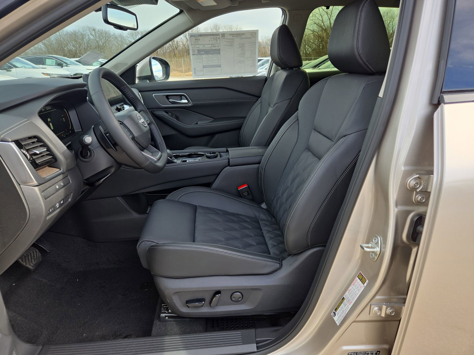 New 2026 Nissan Rogue Platinum w/ Platinum Premium Package image 10