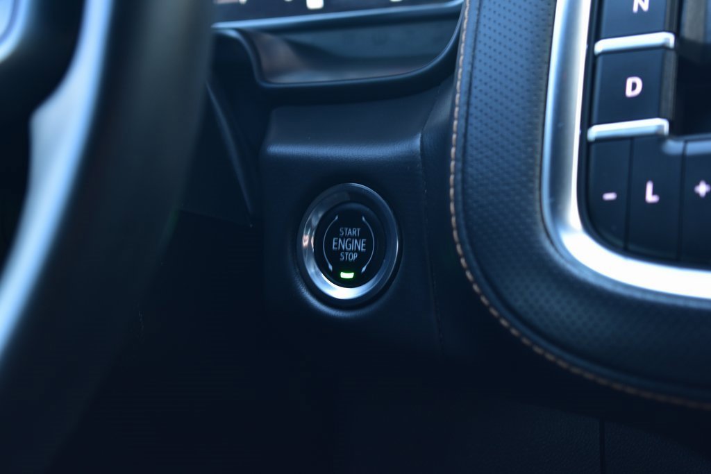 Used 2023 GMC Yukon XL AT4 w/ AT4 Premium Plus Package image 40