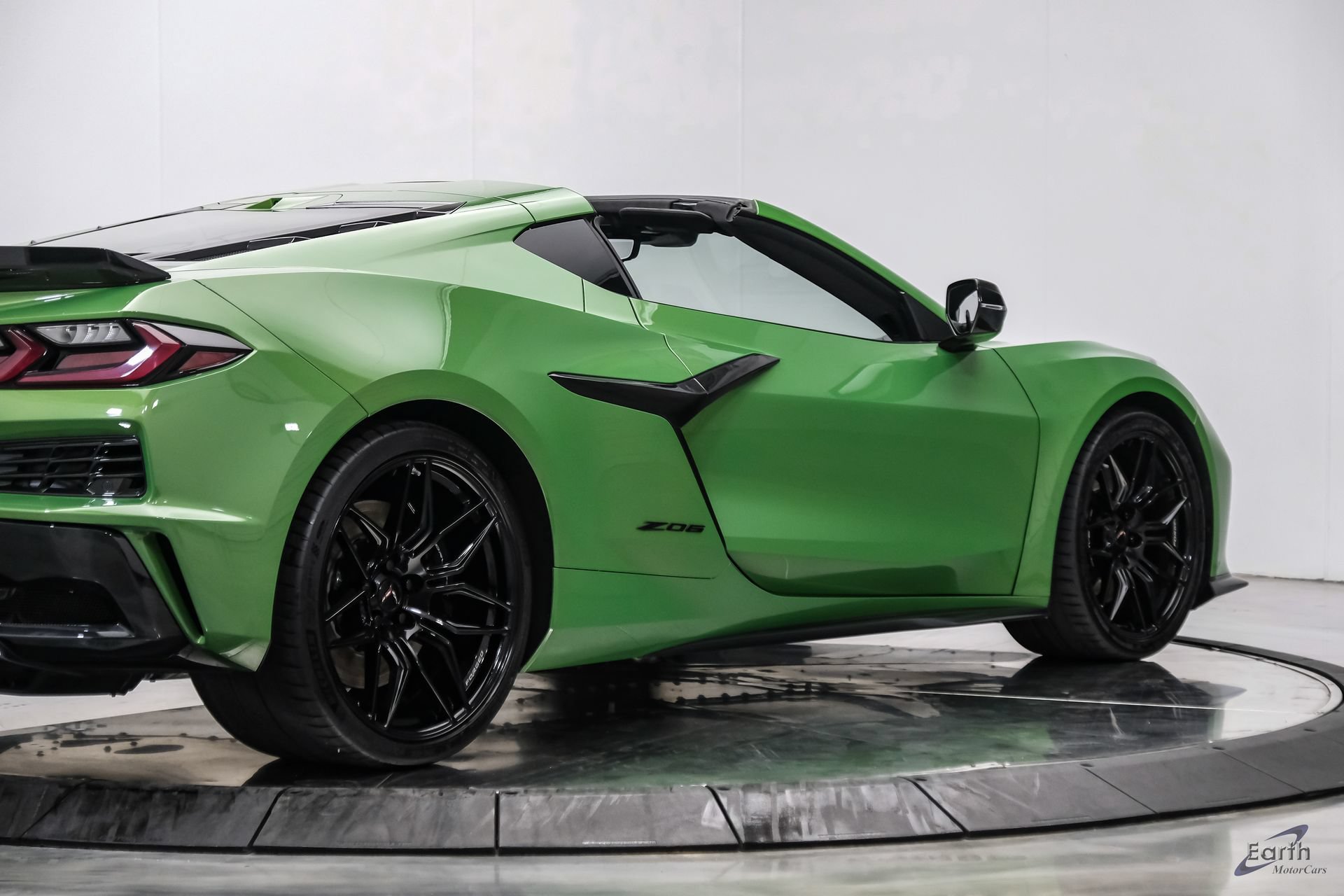 Used 2026 Chevrolet Corvette Z06 RWD image 30