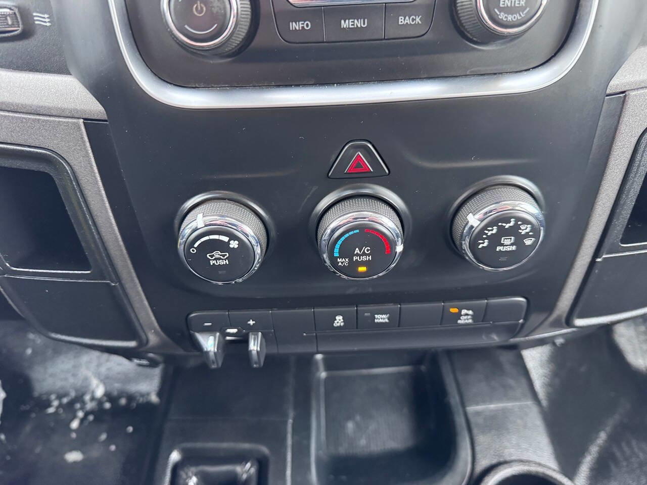 Used 2018 RAM 2500 Tradesman w/ Chrome Appearance Group image 13