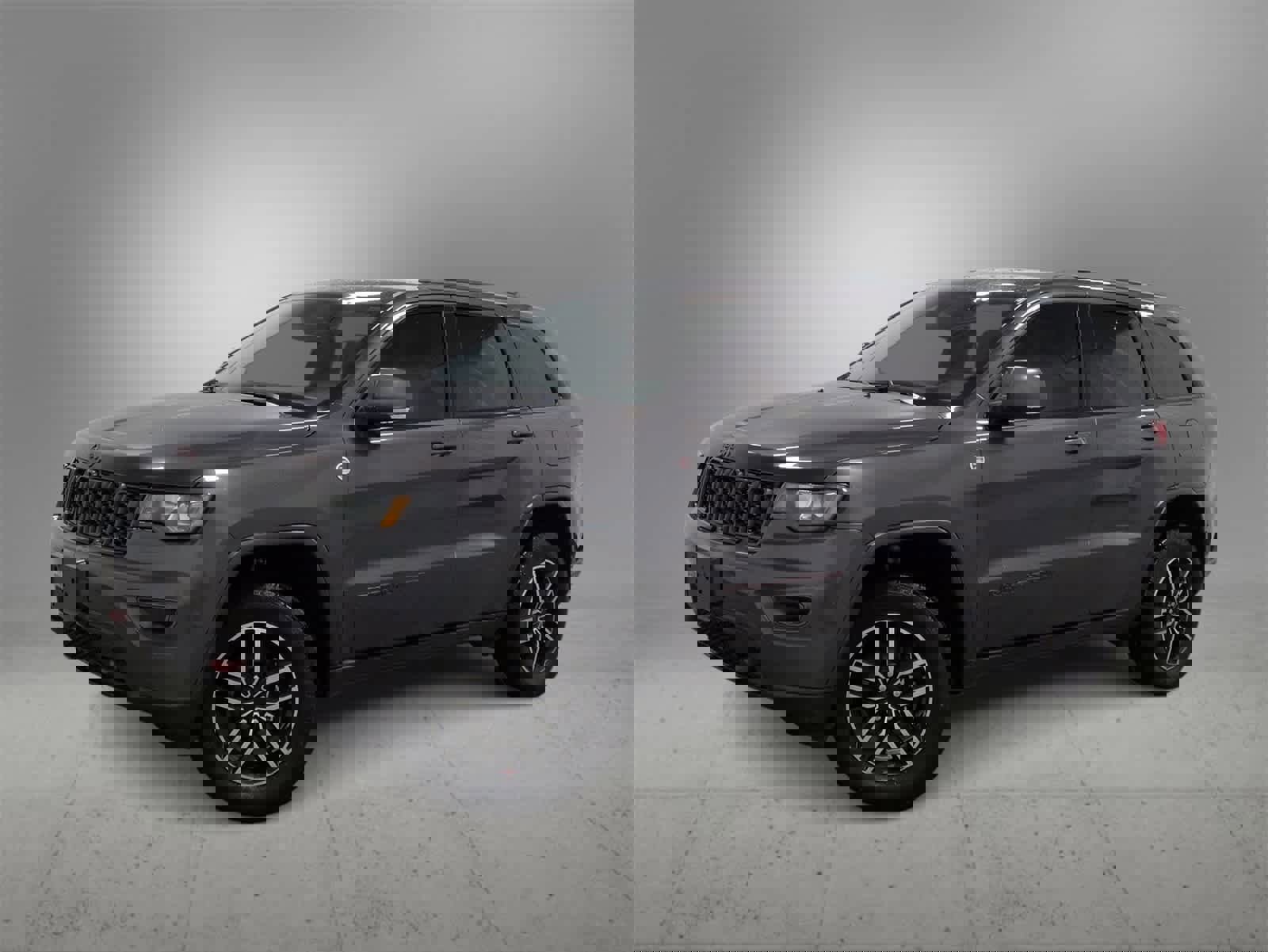 Certified 2019 Jeep Grand Cherokee Trailhawk w/ Interior Metal Package image 1