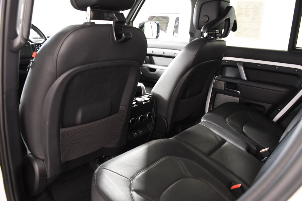 Used 2023 Land Rover Defender 130 X-Dynamic SE AWD/4WD image 27