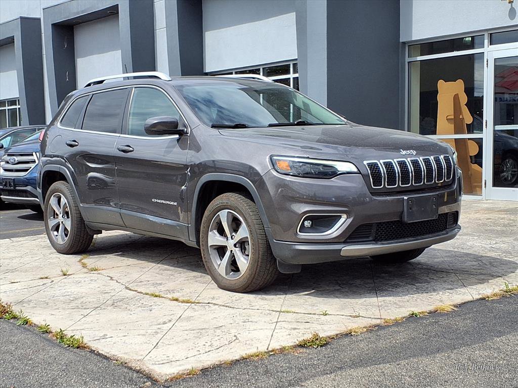 Used 2019 Jeep Cherokee Limited image 1