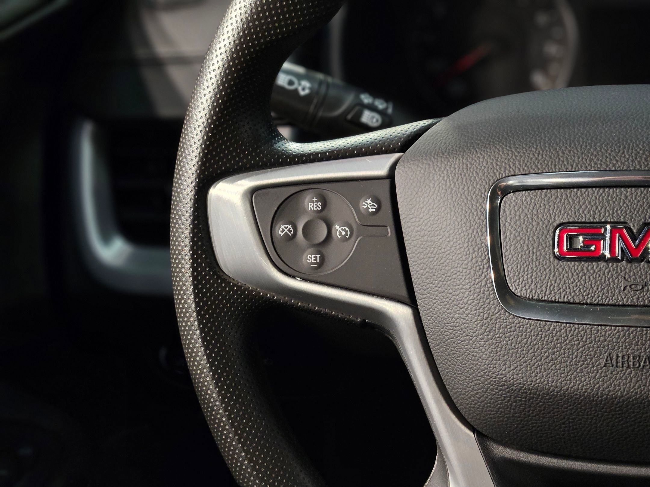 Used 2024 GMC Terrain SLE image 26