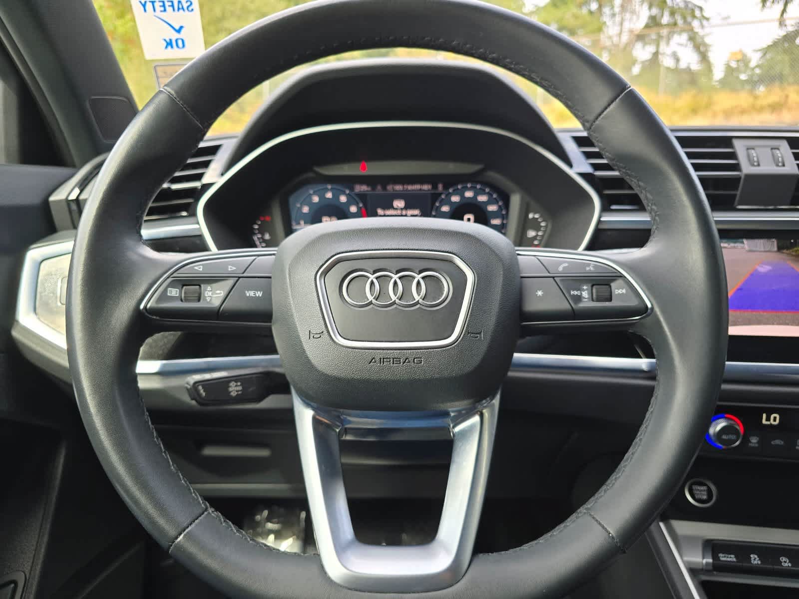Used 2023 Audi Q3 2.0T Premium w/ Convenience Package AWD/4WD image 11