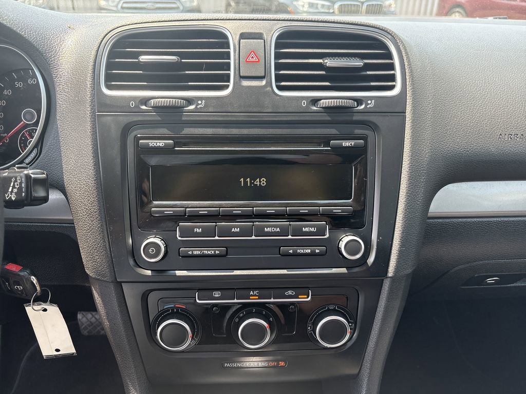Used 2013 Volkswagen Golf 4-Door image 14