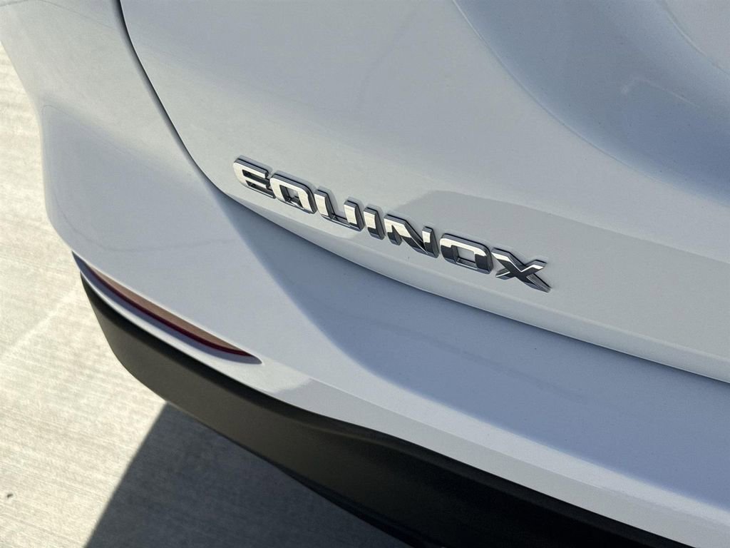 Used 2022 Chevrolet Equinox LS image 29