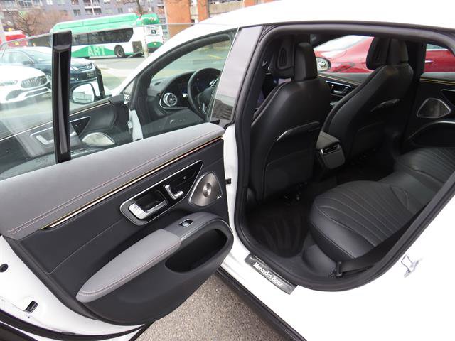 Certified 2024 Mercedes-Benz EQS 450+ 4MATIC Sedan image 18
