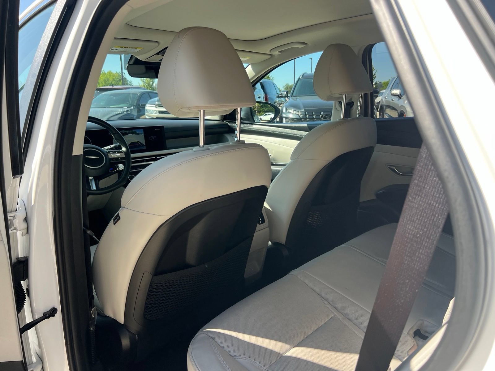 Used 2025 Hyundai Tucson SEL AWD/4WD image 17