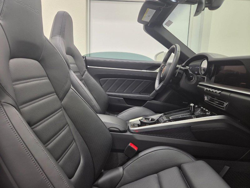 Used 2025 Porsche 911 Turbo AWD/4WD image 14