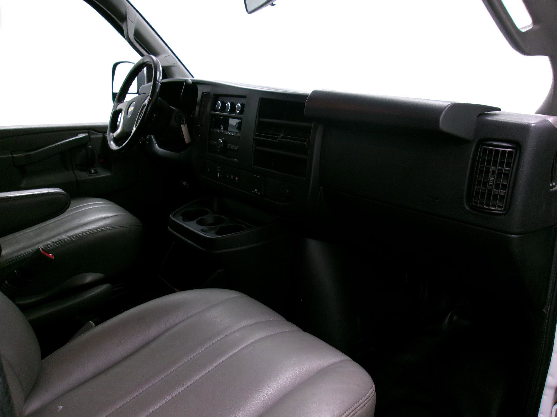 Used 2018 Chevrolet Express 3500 Extended w/ Driver Convenience Package image 3