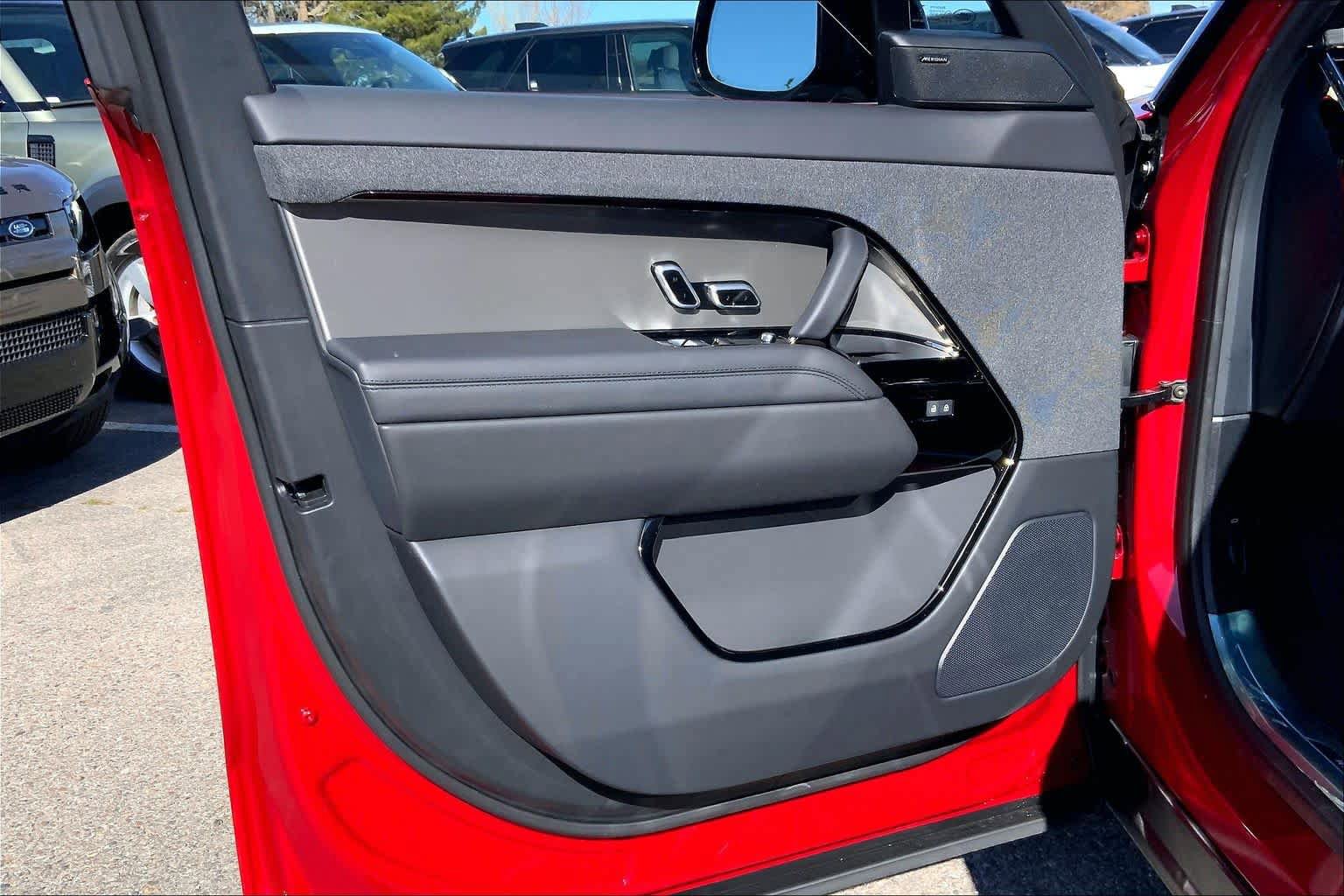 New 2026 Land Rover Range Rover Sport SE image 10