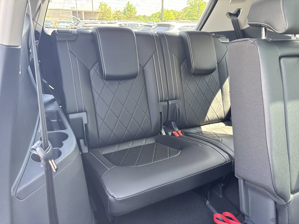 New 2025 Volkswagen Atlas SEL Premium R-Line image 18