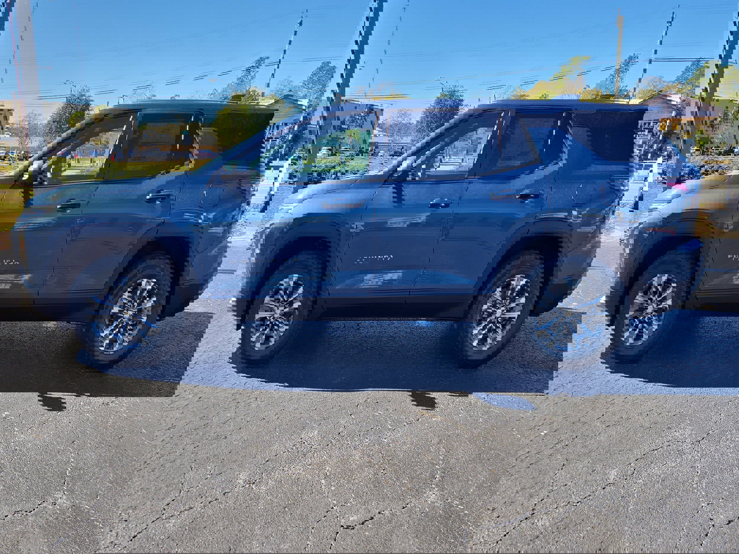 New 2026 Chevrolet Equinox LT w/ Convenience Package II image 7