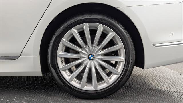 Used 2019 BMW 740i w/ Executive Package RWD image 30