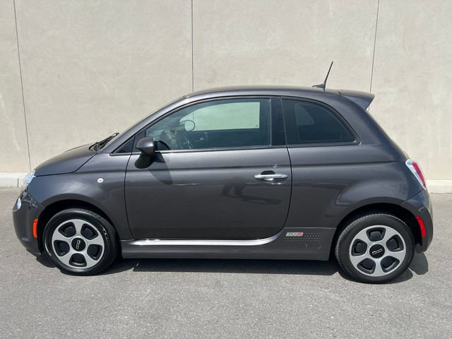 Used 2016 FIAT 500 e FWD video 4