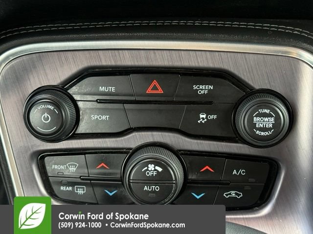 Used 2018 Dodge Challenger SXT w/ Blacktop Package RWD image 26