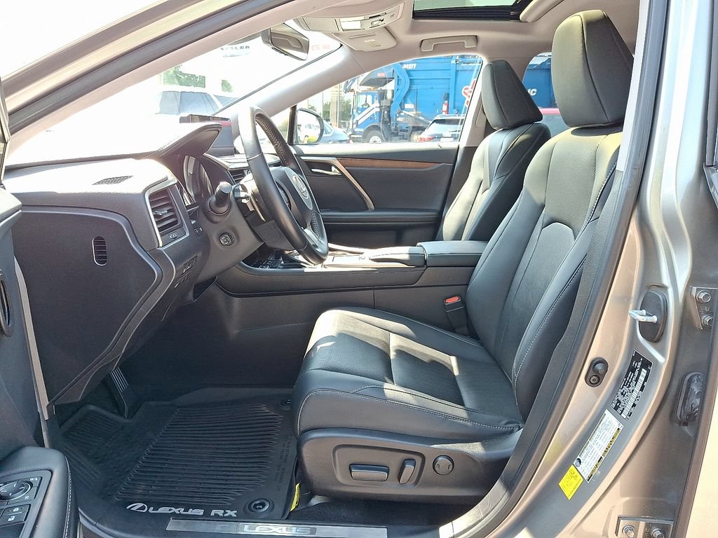 Used 2021 Lexus RX 350L Premium w/ Premium Package AWD/4WD image 13