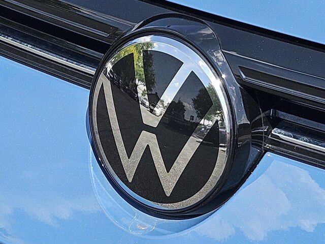 Used 2025 Volkswagen Taos S FWD image 29