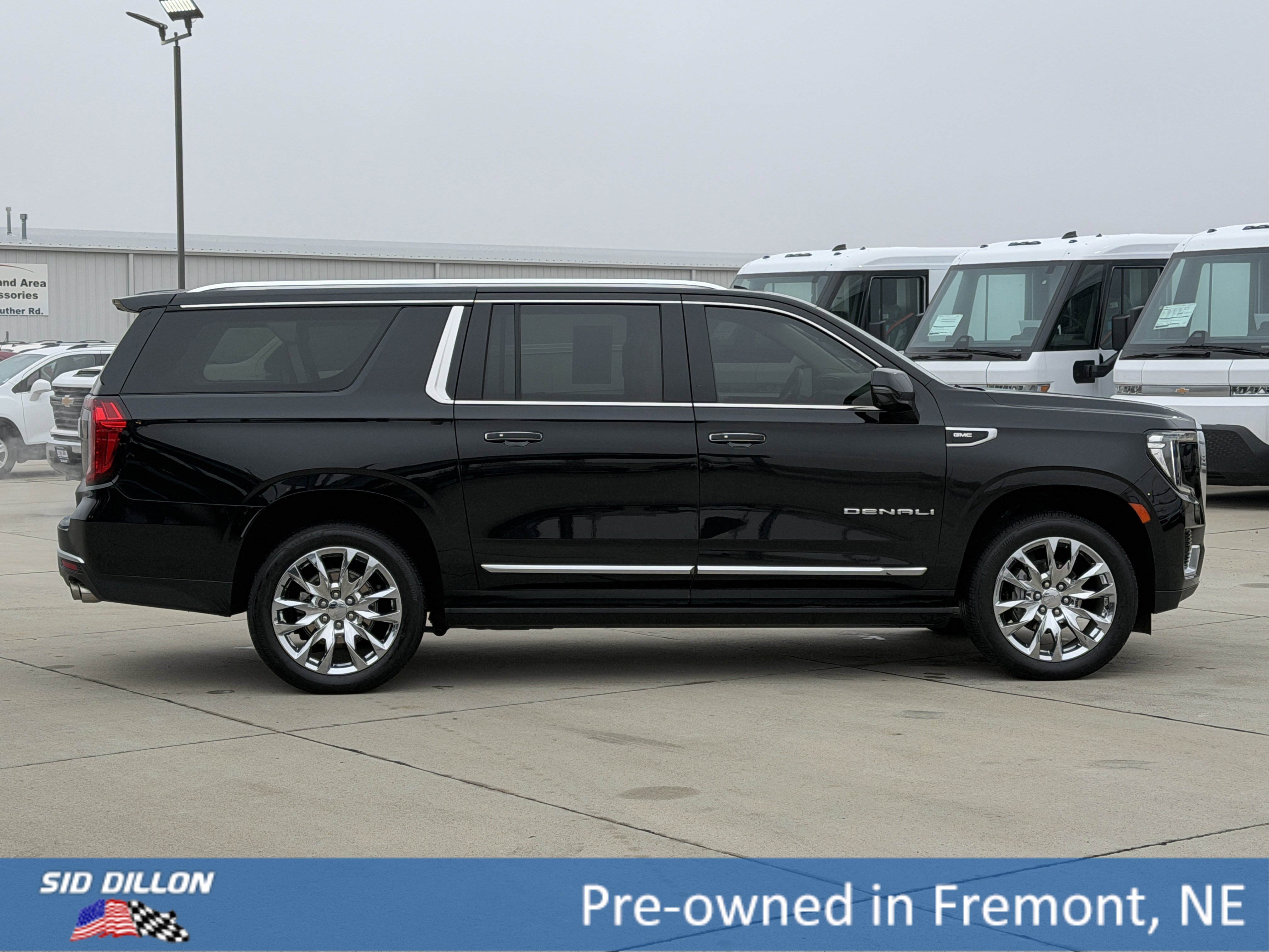 Certified 2024 GMC Yukon XL Denali w/ Max Trailering Package image 3