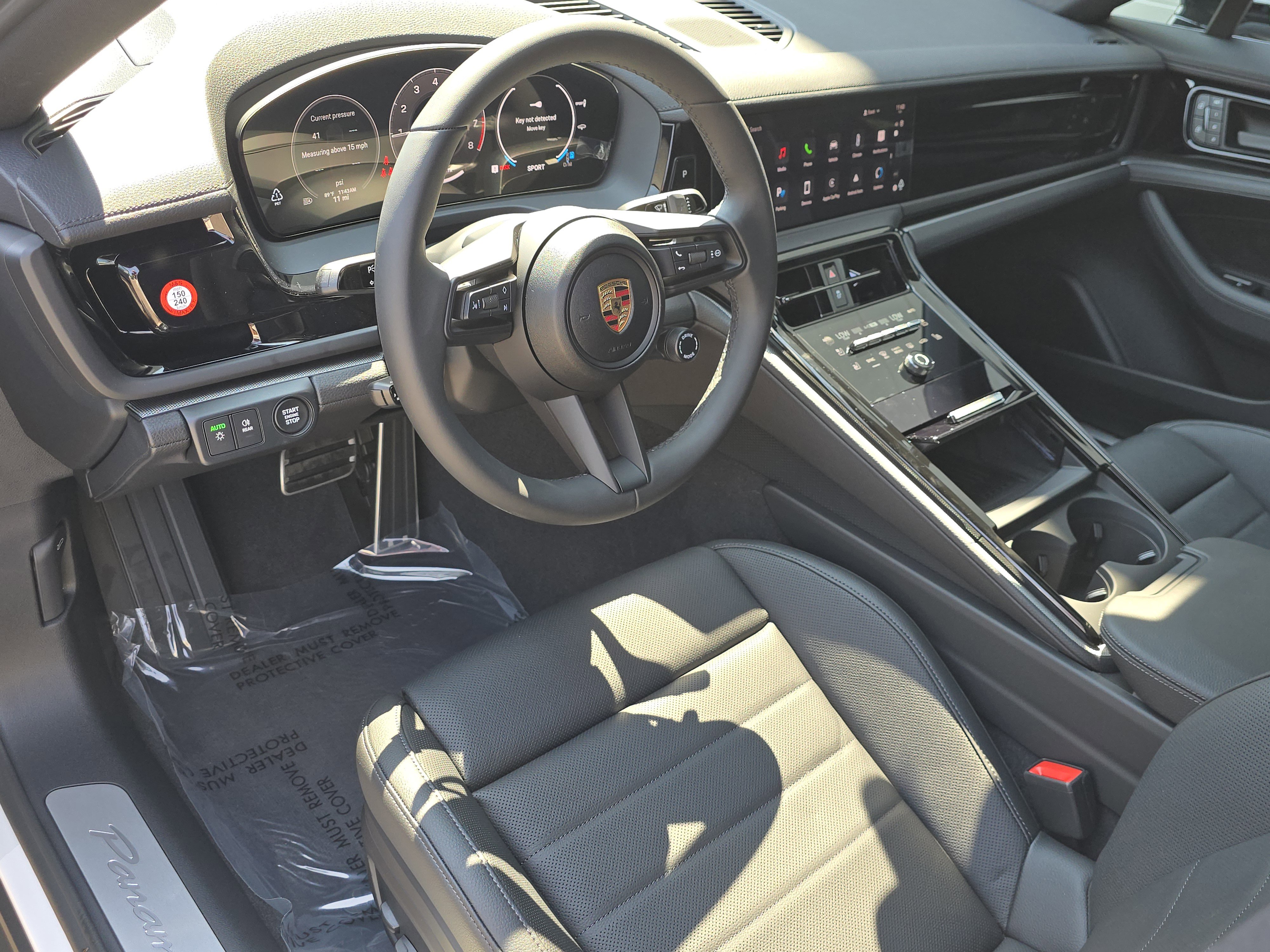 New 2025 Porsche Panamera 4 image 4