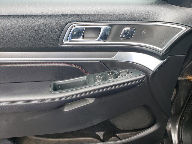 Used 2018 Ford Explorer Sport w/ Equipment Group 401A image 11