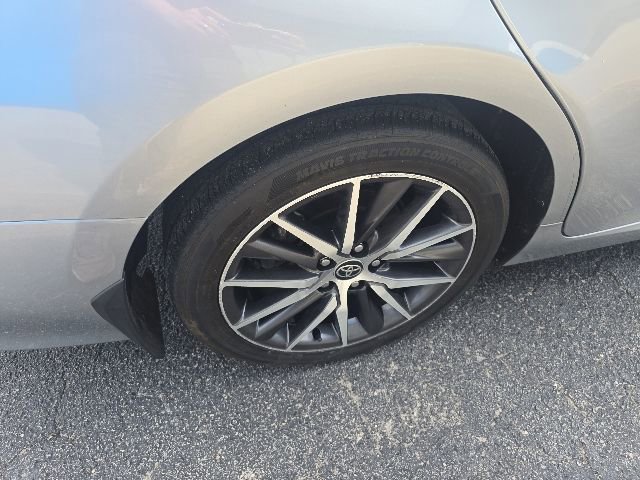 Used 2022 Toyota Camry XLE w/ Cold Weather Package FWD image 33
