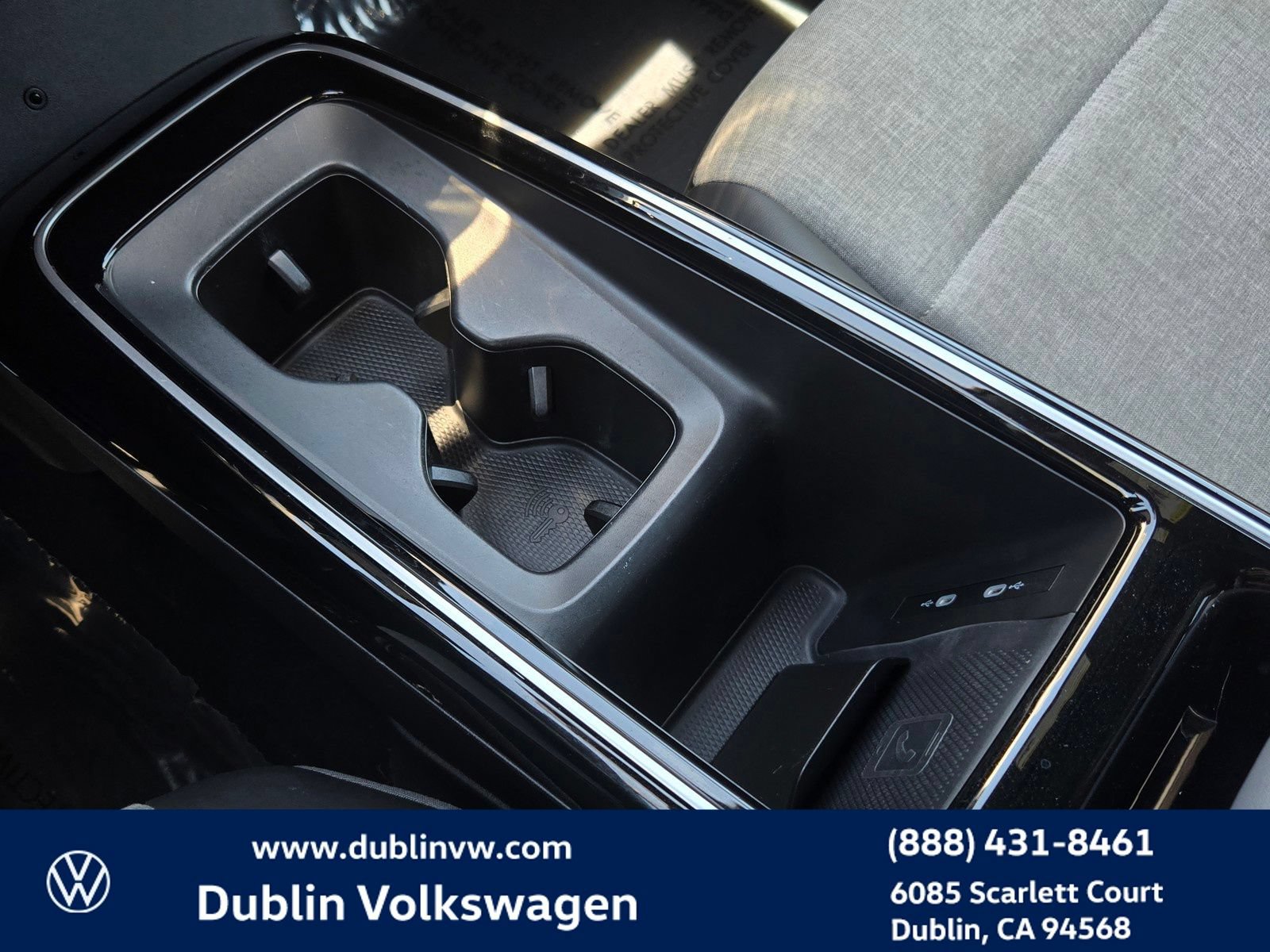 Certified 2023 Volkswagen ID.4 Pro RWD image 17