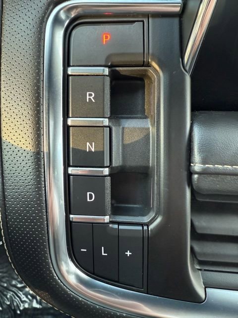 Used 2022 GMC Yukon SLT w/ SLT Luxury Package image 34