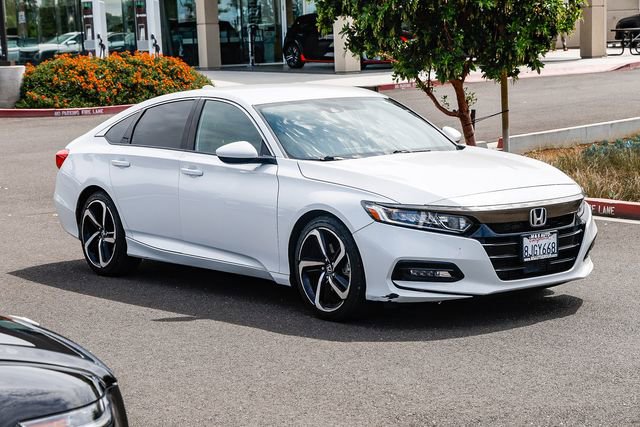 Used 2019 Honda Accord Sport image 6