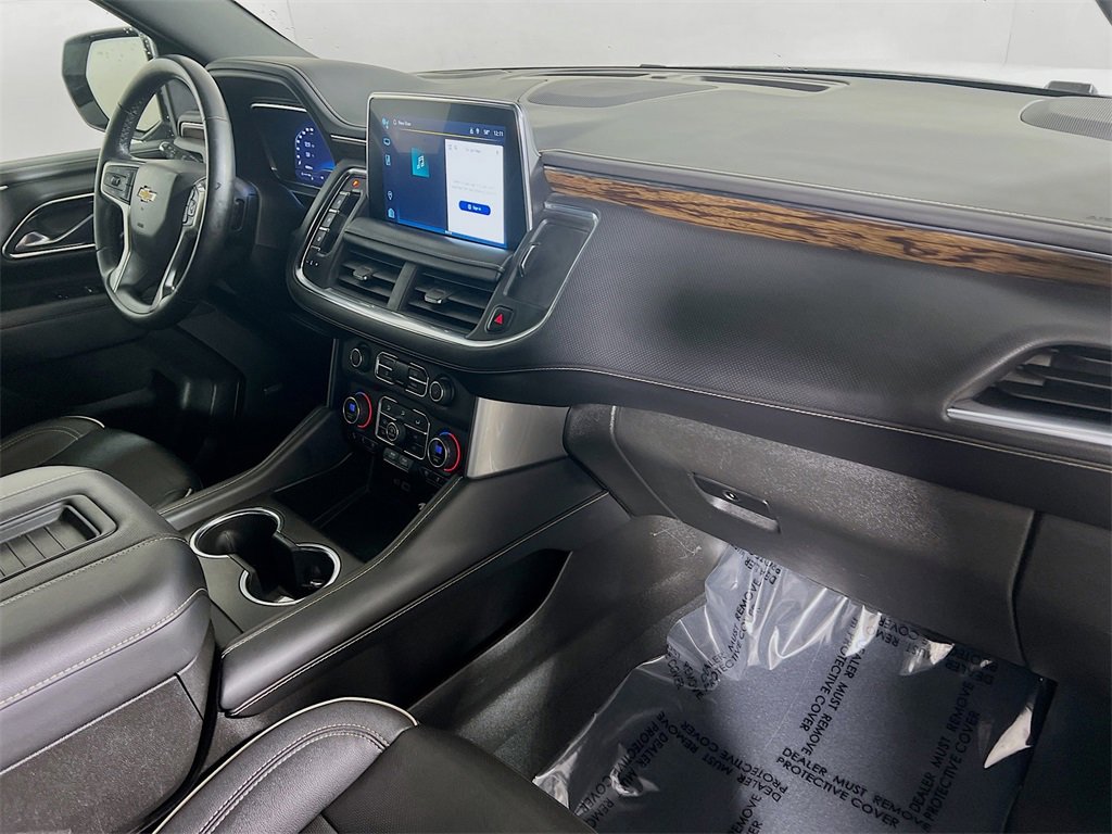 Used 2023 Chevrolet Suburban Premier image 26
