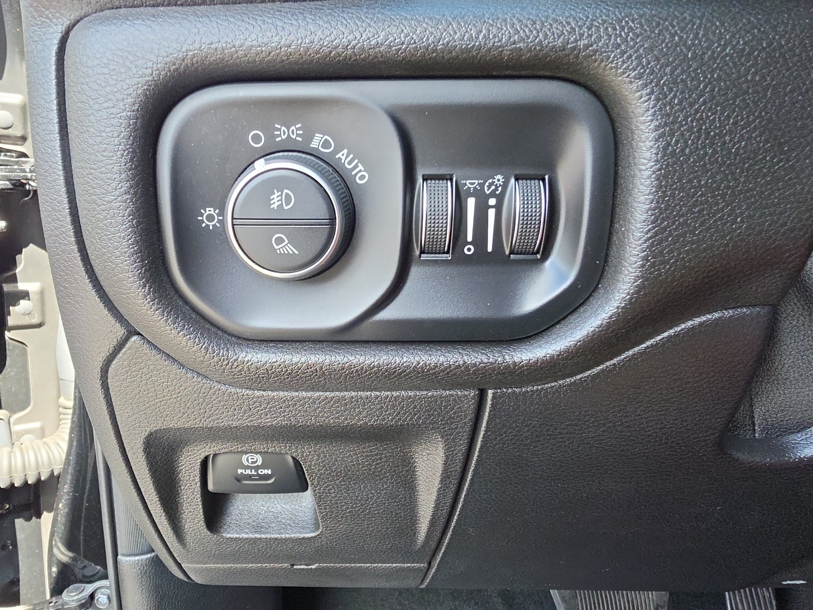 Used 2019 RAM 1500 Big Horn RWD image 22
