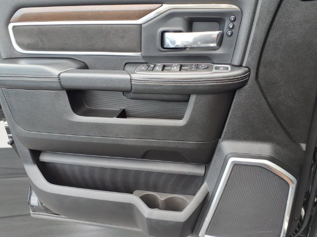 Used 2022 RAM 2500 Laramie AWD/4WD image 14