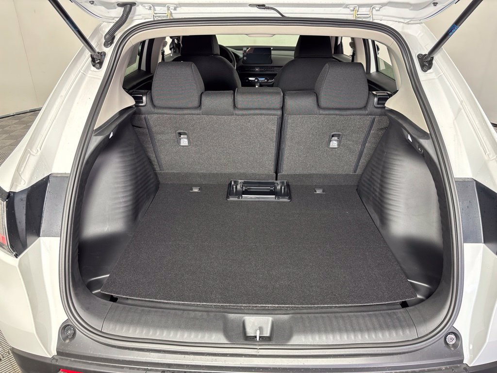 Used 2027 Honda HR-V LX image 10
