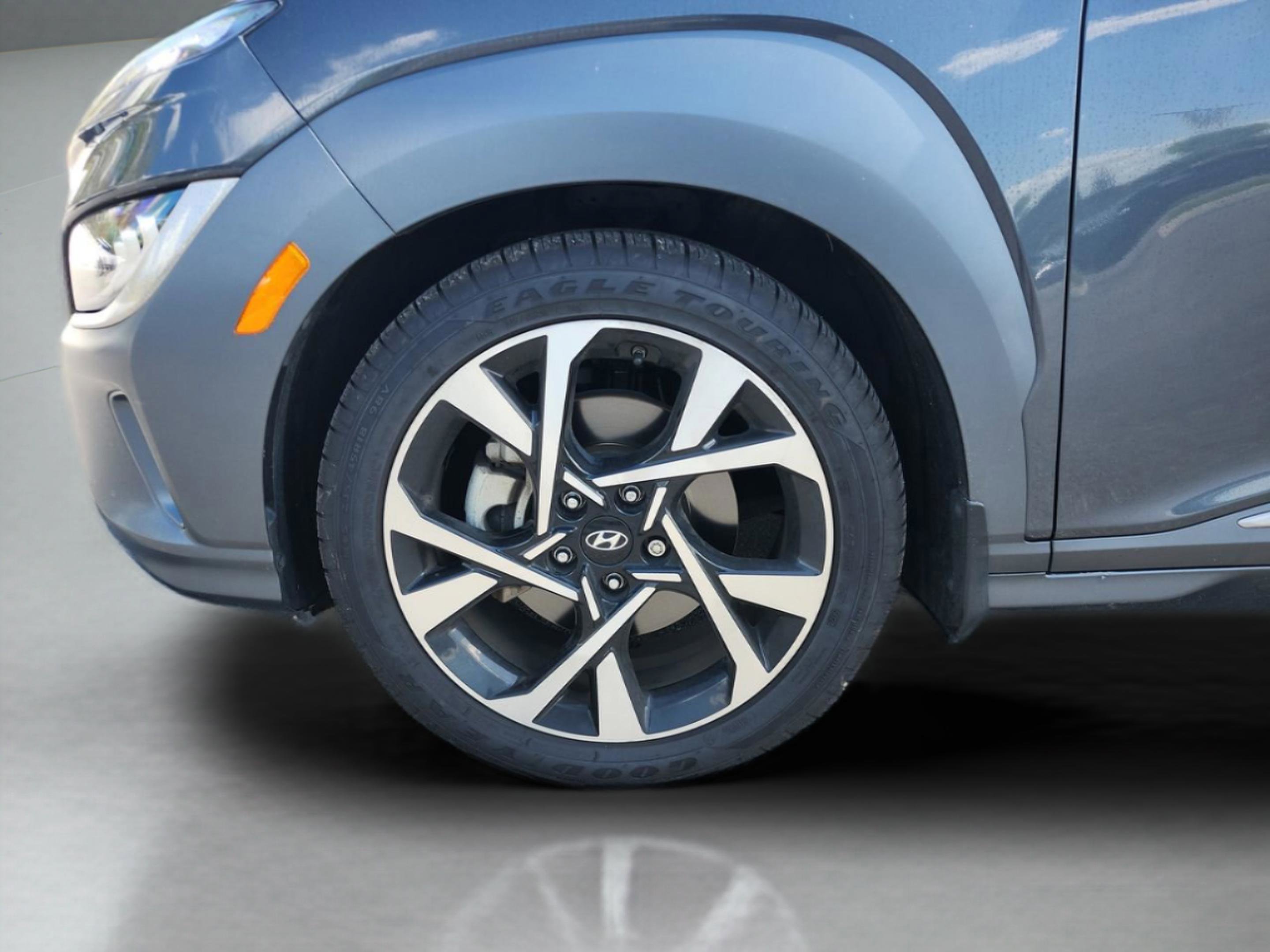 Certified 2022 Hyundai Kona Limited image 24