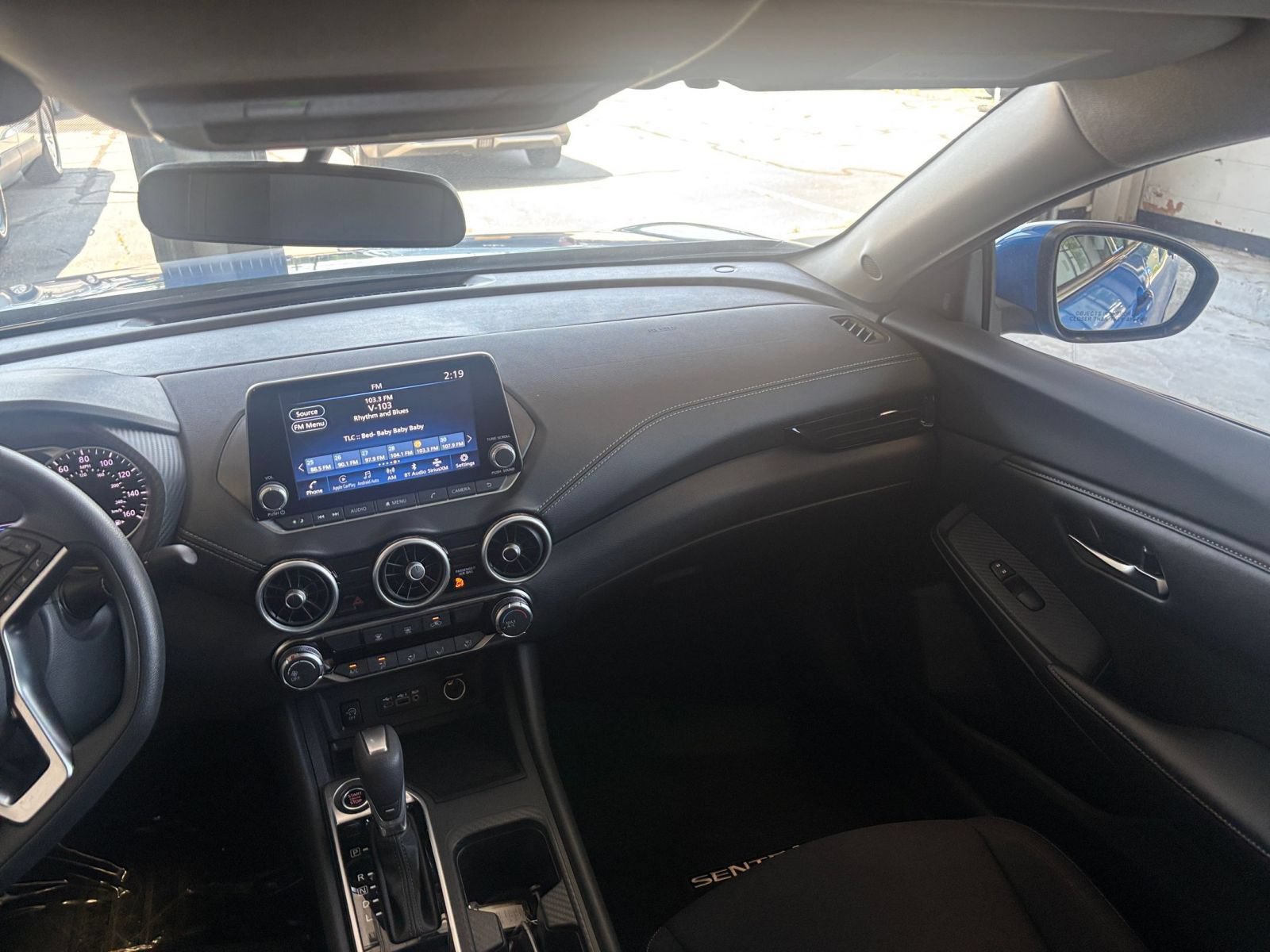 Used 2025 Nissan Sentra SV FWD image 33