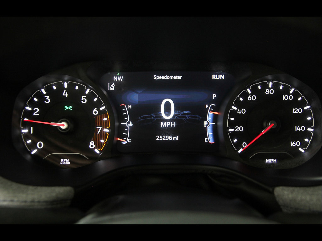 Used 2023 Jeep Compass Latitude AWD/4WD image 8