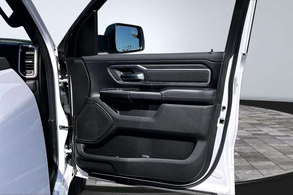 New 2026 RAM 1500 Big Horn w/ Night Edition AWD/4WD image 15