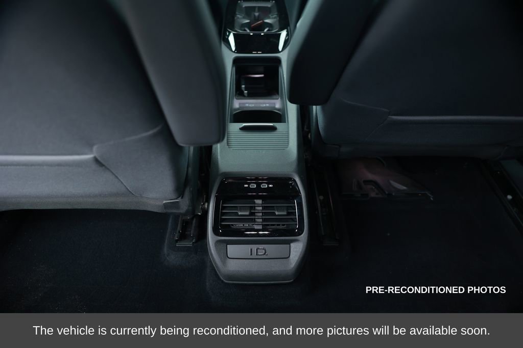 Used 2021 Volkswagen ID.4 Pro image 33