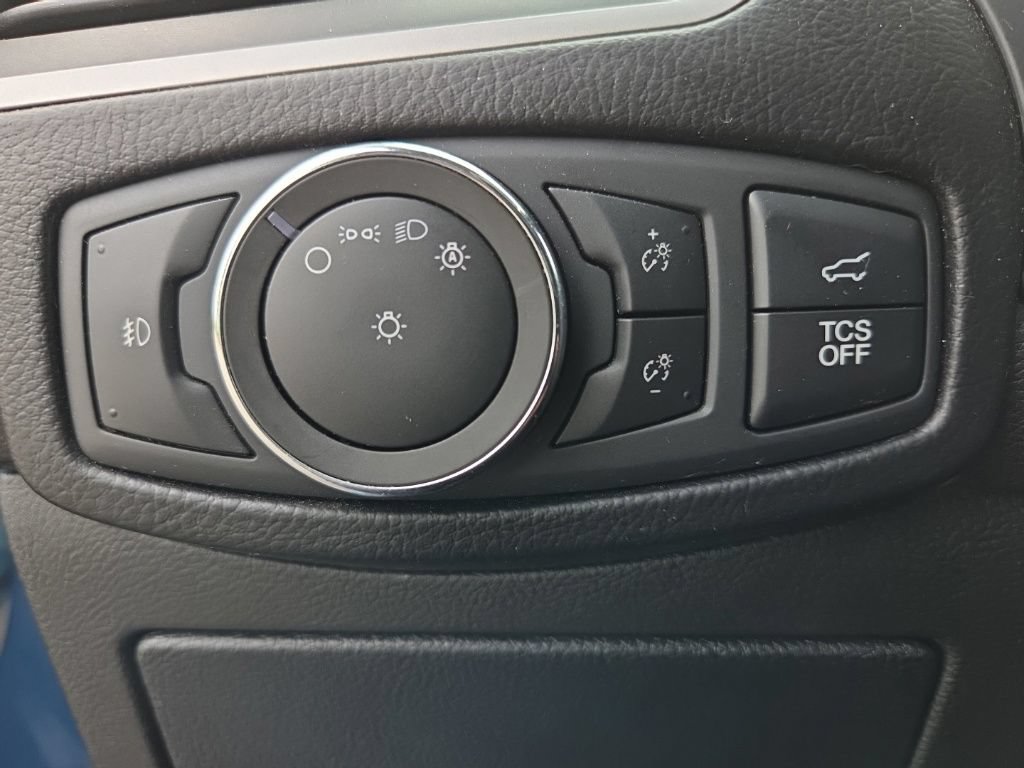Used 2020 Ford Edge SEL w/ Convenience Package FWD image 29