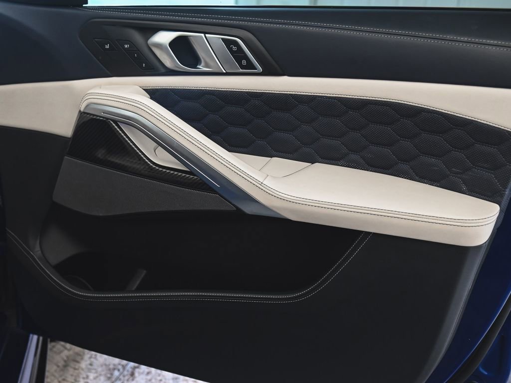 Used 2021 BMW X6 M w/ Competition Package image 12