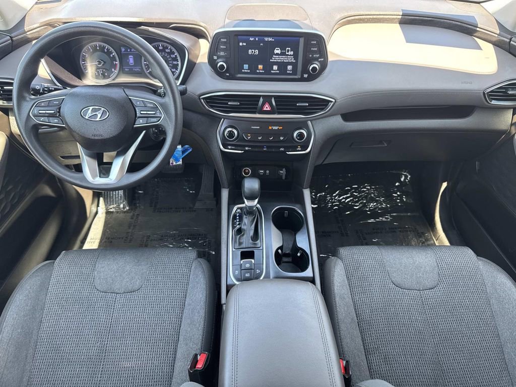 Used 2019 Hyundai Santa Fe SE image 8