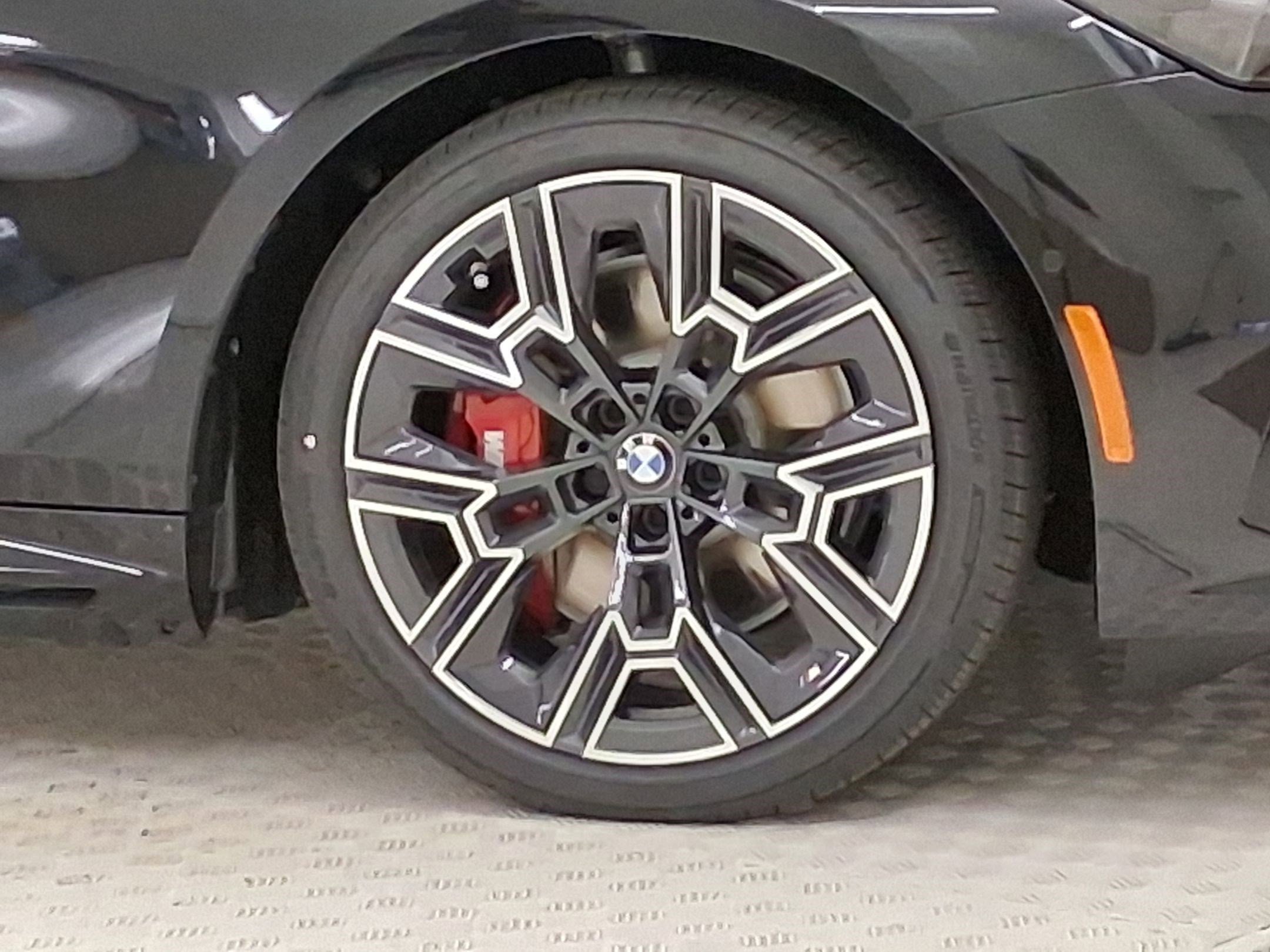 New 2026 BMW i5 eDrive40 w/ M Sport Package RWD image 10
